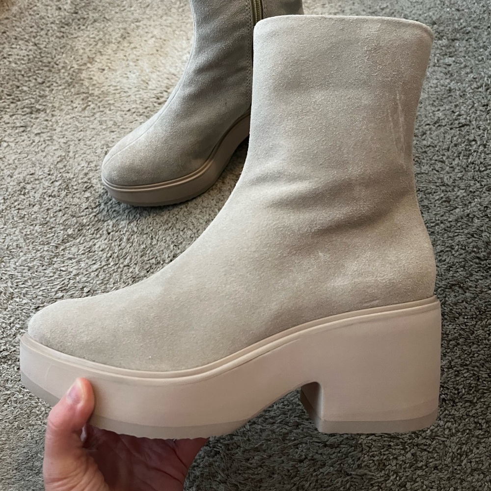 Matisse Women's “Jessie” Heeled Boots - Light Tan